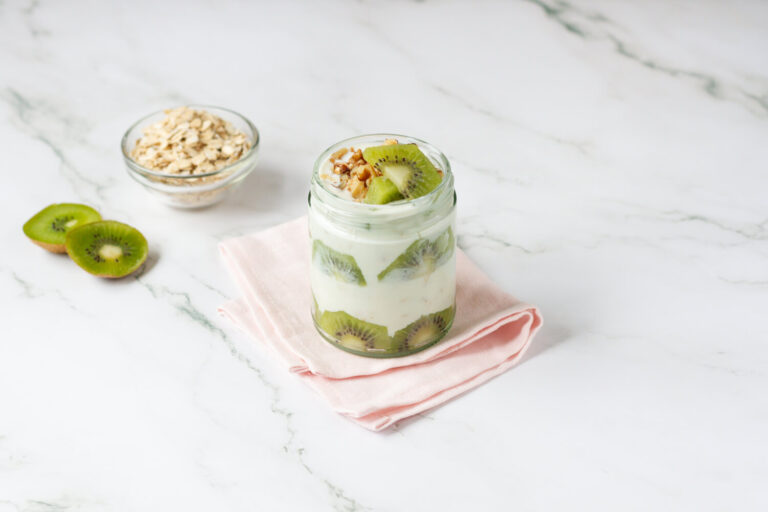 kiwi and walnut overnight oats